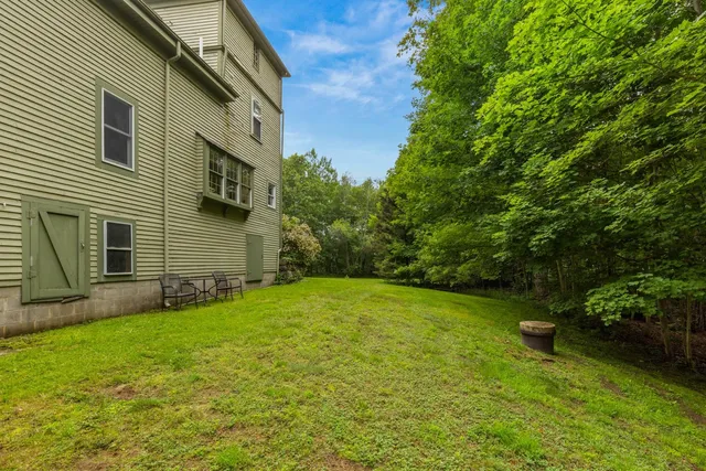 $945,000 | 223 Atlantic Avenue, North Hampton, NH 03862