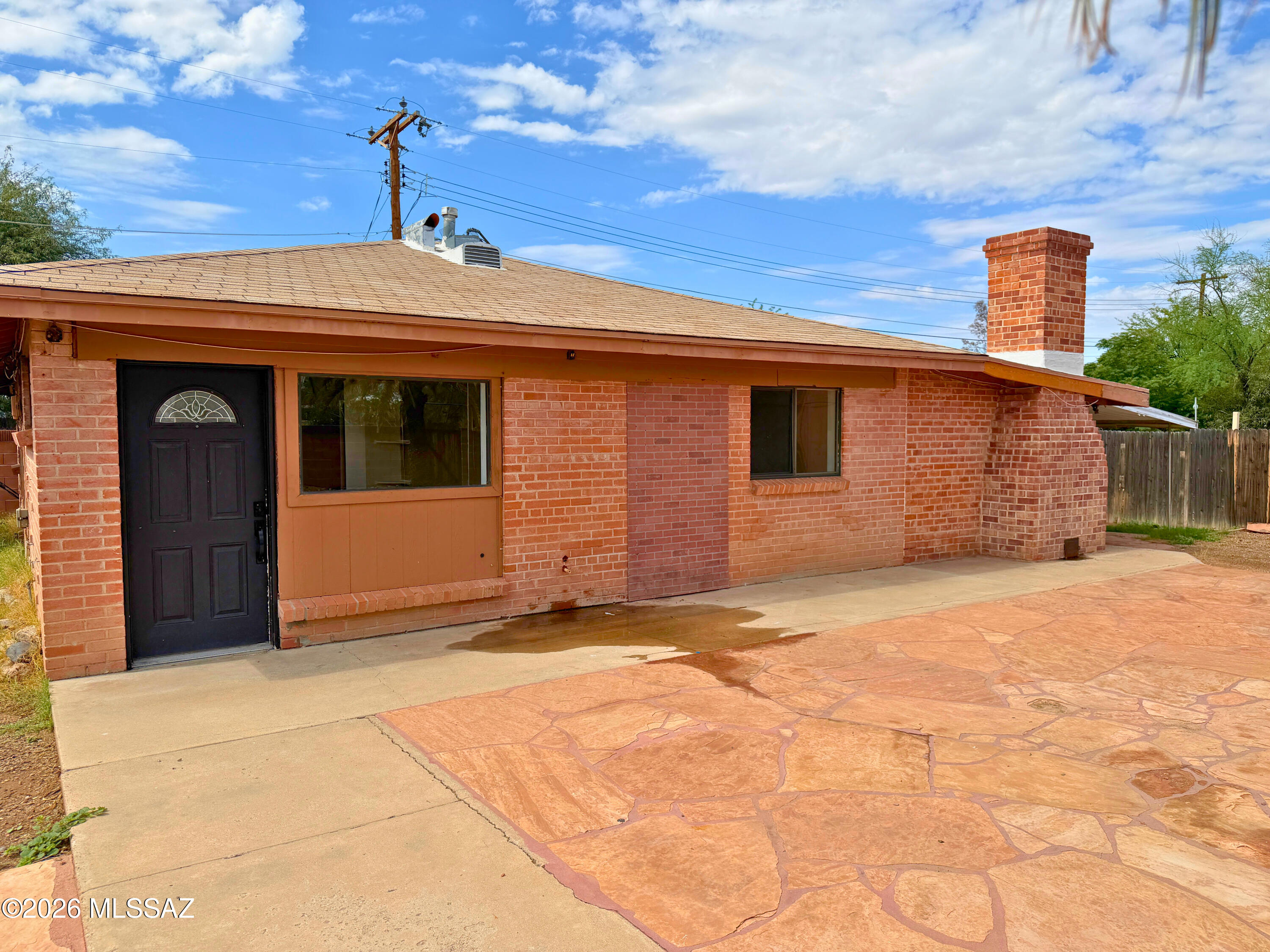 3383 North Flowing Wells Road Tucson, AZ 85705 - Photo 6 of 47 Front of house