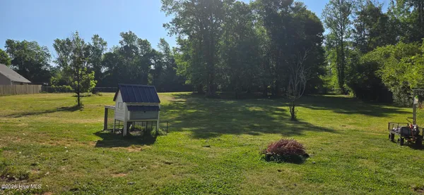 $1,850 | 213 Cottage Brook Court, Richlands, NC 28574