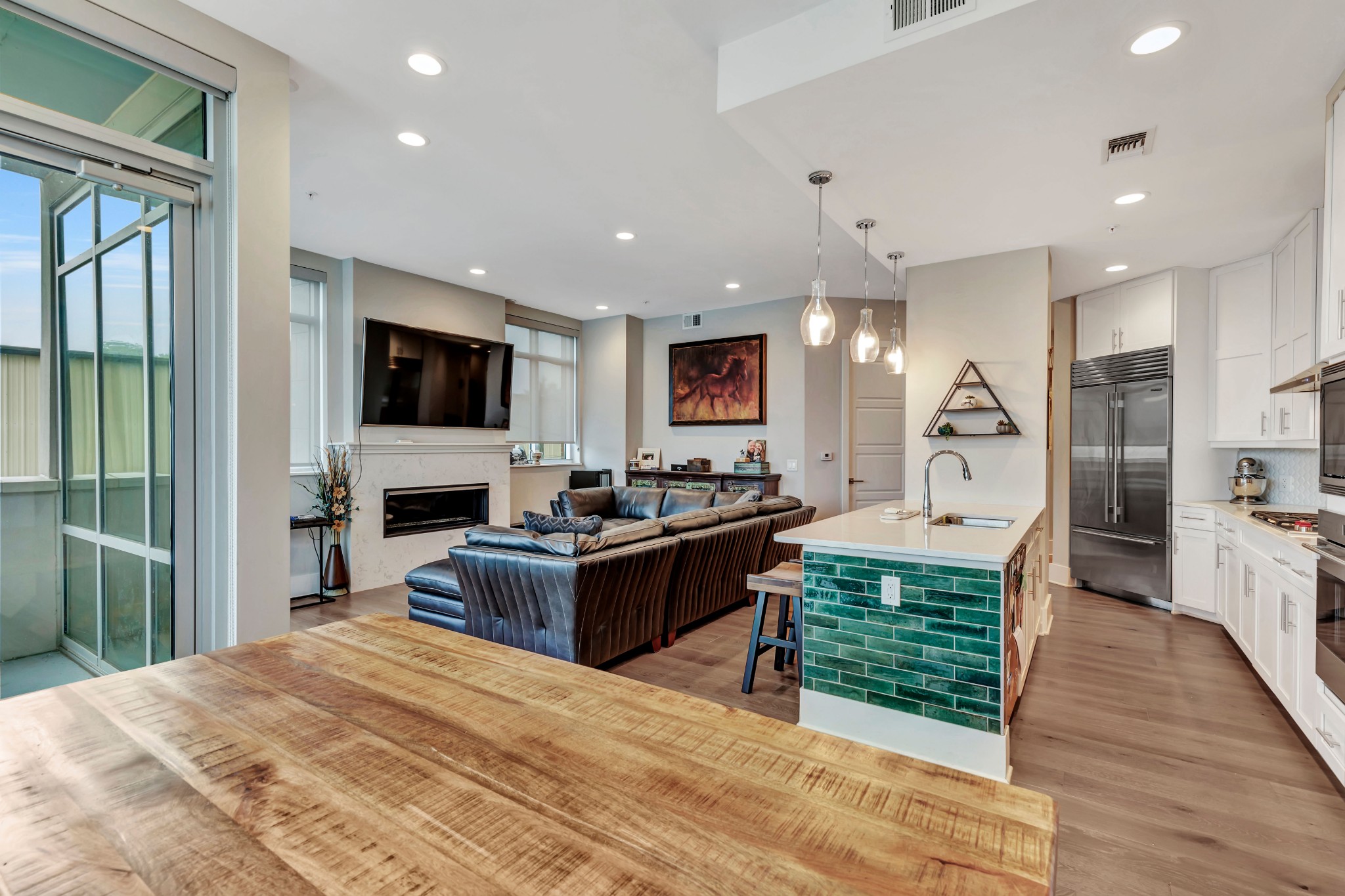 20 Rutledge Street, Unit 209 Nashville, TN 37210 - Photo 4 of 45 Gallery Image 4