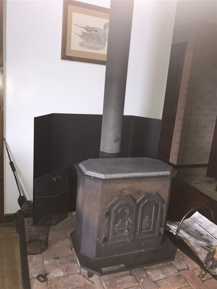 191 Hillside Road Wallingford, VT 05773 - Photo 14 of 15 Gallery Image 14