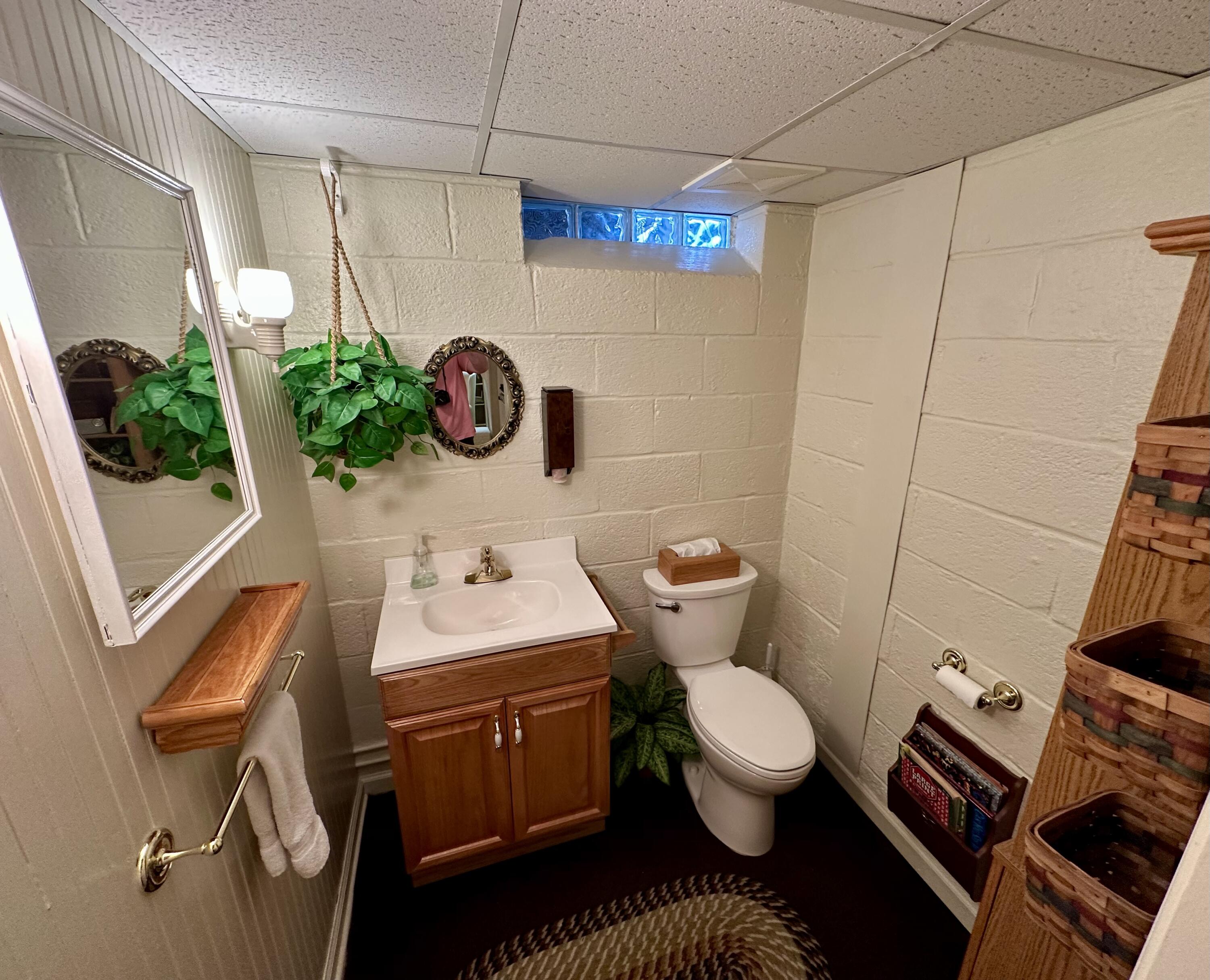 1953 Oxford Road Grosse Pointe, MI 48236 - Photo 34 of 34 Basement Half Bath