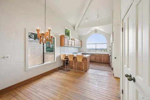 $2,400,000 | 260 Highland Avenue, San Rafael, CA 94901