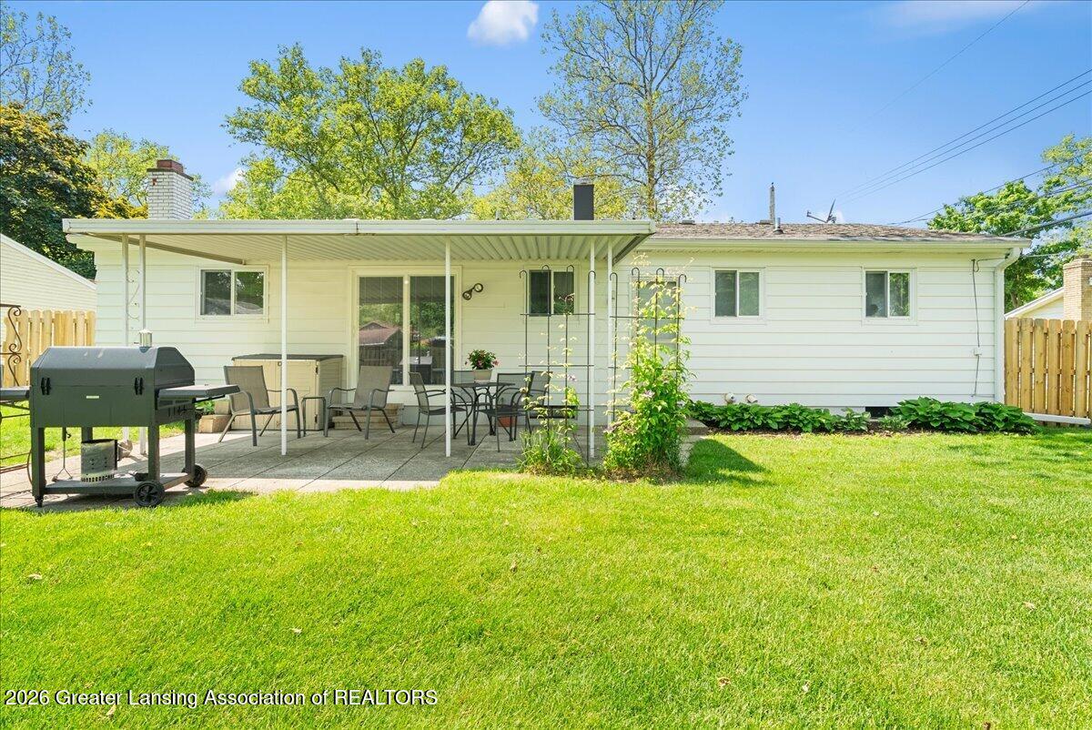 2913 Quincy Lane Lansing, MI 48910 - Photo 30 of 36 12-Media Jett - 11