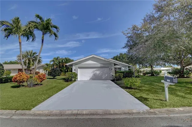 $579,000 | 1843 Southeast Granada Lane, Stuart, FL 34996