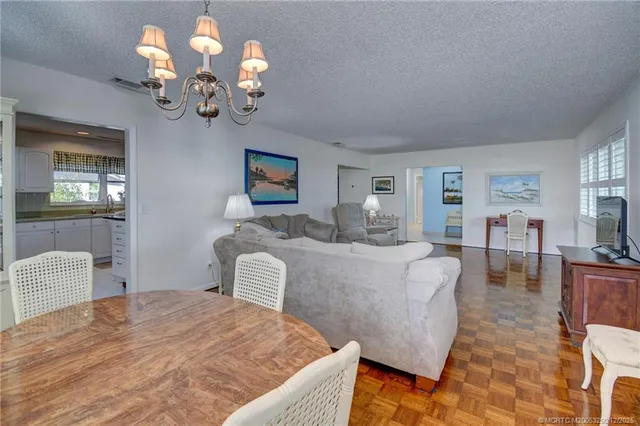 $579,000 | 1843 Southeast Granada Lane, Stuart, FL 34996