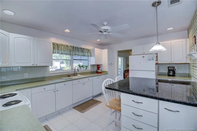 $579,000 | 1843 Southeast Granada Lane, Stuart, FL 34996