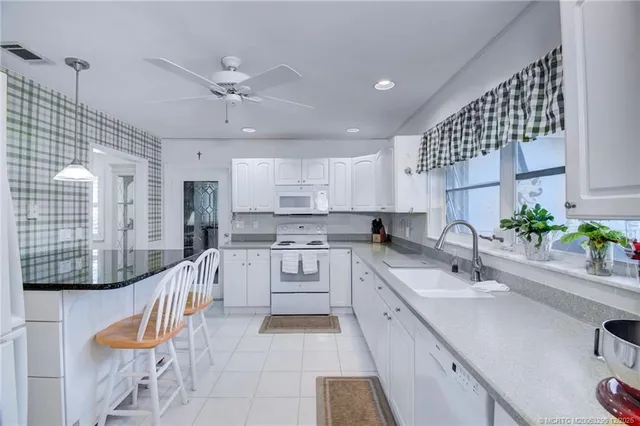 $579,000 | 1843 Southeast Granada Lane, Stuart, FL 34996