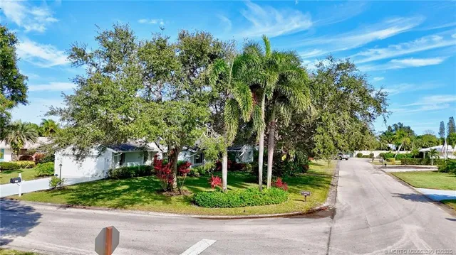 $579,000 | 1843 Southeast Granada Lane, Stuart, FL 34996