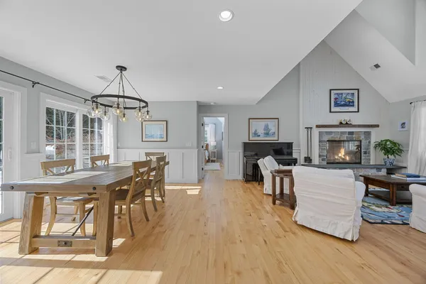 $1,375,000 | 174 Cross Neck Road, Marion, MA 02738