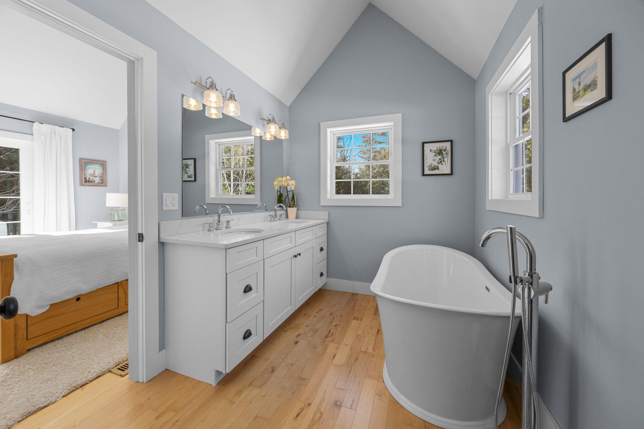 174 Cross Neck Road Marion, MA 02738 - Photo 21 of 41 a bathroom with a toilet a sink and a mirror