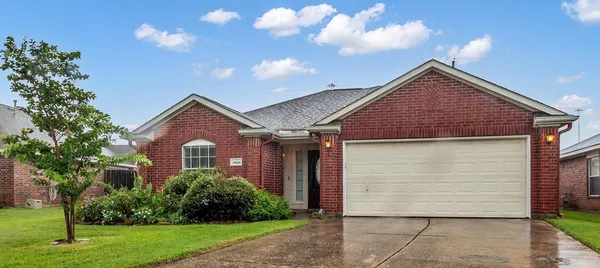 $2,000 | 19626 Tularosa Lane, Tomball, TX 77377