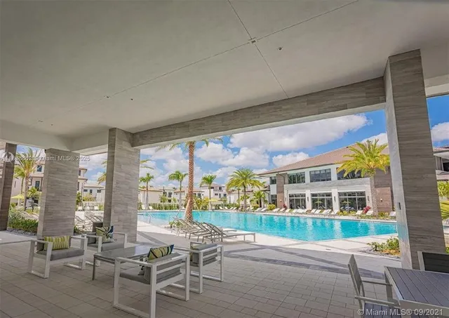 $2,350 | 8363 Northwest 41st Street, Unit A402, Doral, FL 33178