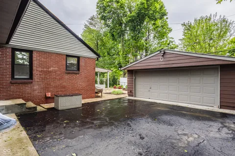 $399,900 | 4615 Boulevard Place, Indianapolis, IN 46208