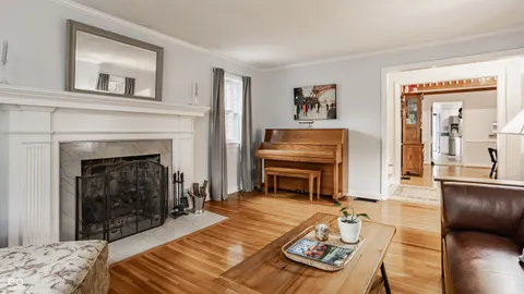 $399,900 | 4615 Boulevard Place, Indianapolis, IN 46208