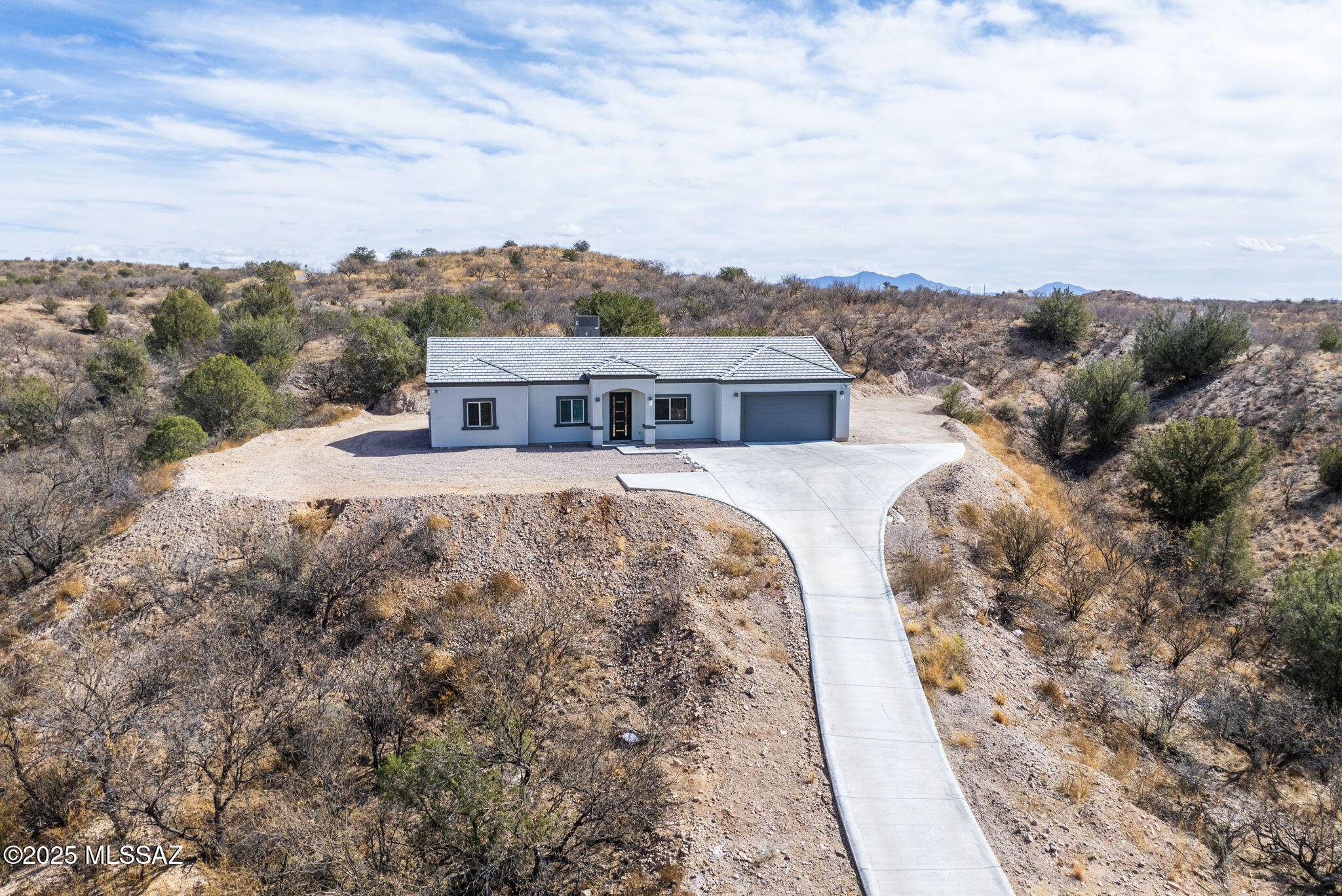 63 Cabana Court Rio Rico, AZ 85648 - Photo 2 of 28 Gallery Image 2