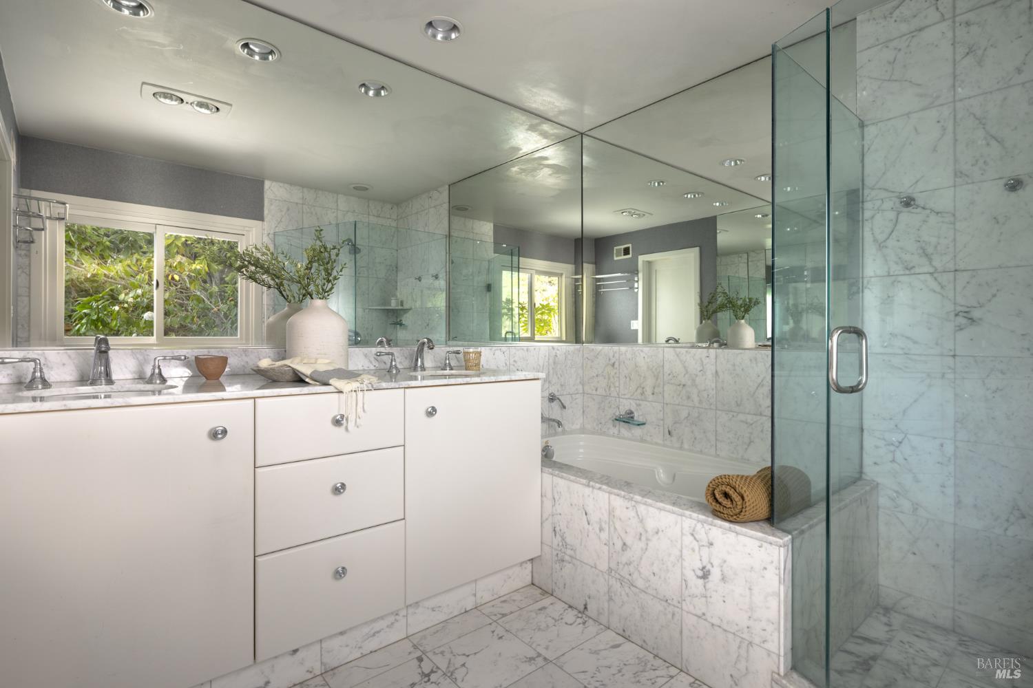 450 Woodland Road Kentfield, CA 94904 - Photo 15 of 27