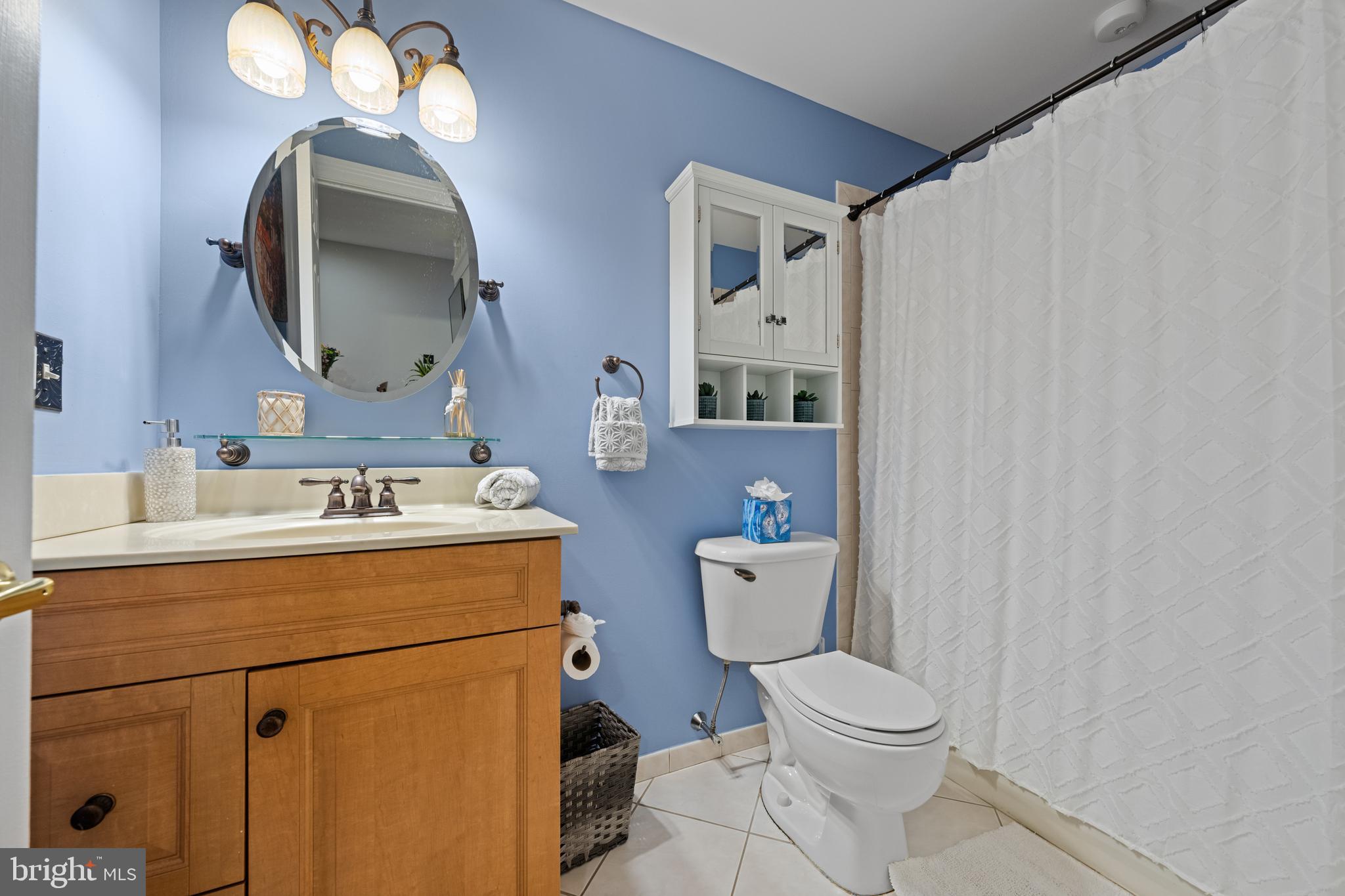 6-10 Strawberry Street, Unit 10 Philadelphia, PA 19106 - Photo 17 of 30