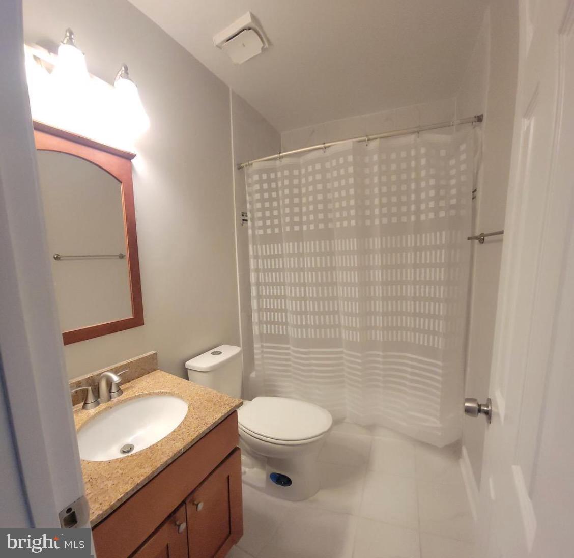 8029 Sleepy View Lane Springfield, VA 22153 - Photo 8 of 14