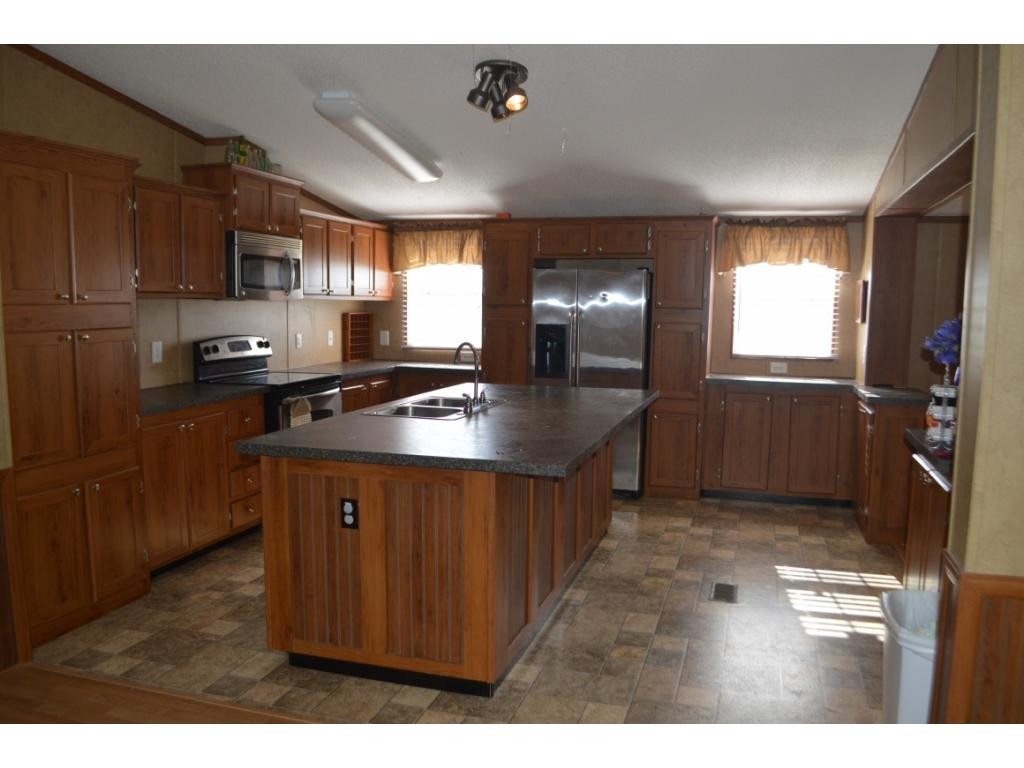 1364 Barren Valley Road Chuckey, TN 37641 - Photo 4 of 16 Look at all these cabinets