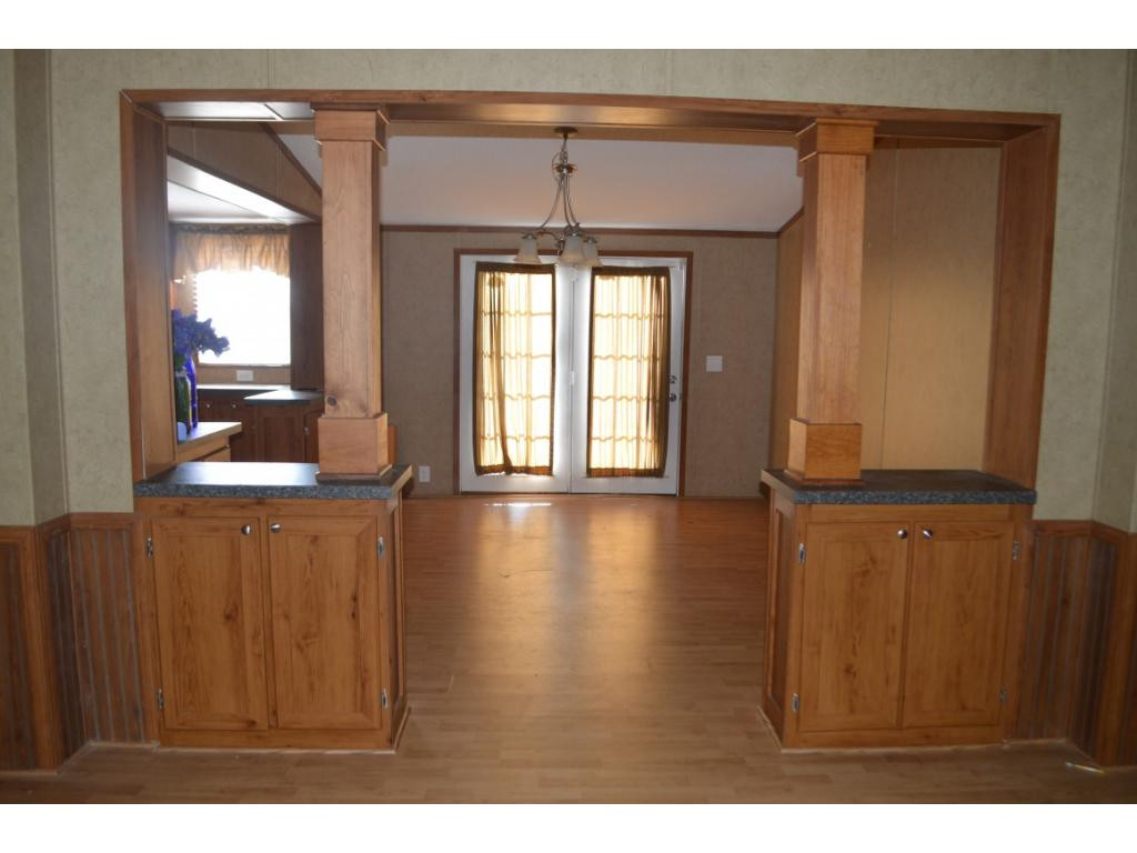 1364 Barren Valley Road Chuckey, TN 37641 - Photo 6 of 16 Dining room