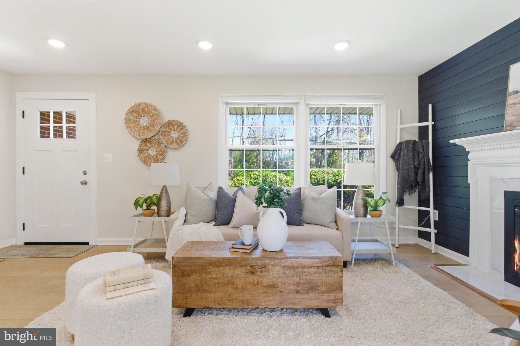 419 Sherwood Road Cockeysville, MD 21030 - Photo 7 of 41