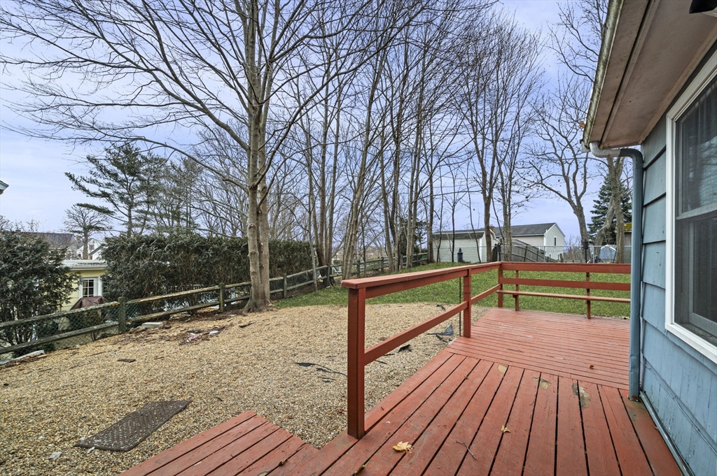 23 Hillcrest Road Marblehead, MA 01945 - Photo 4 of 28