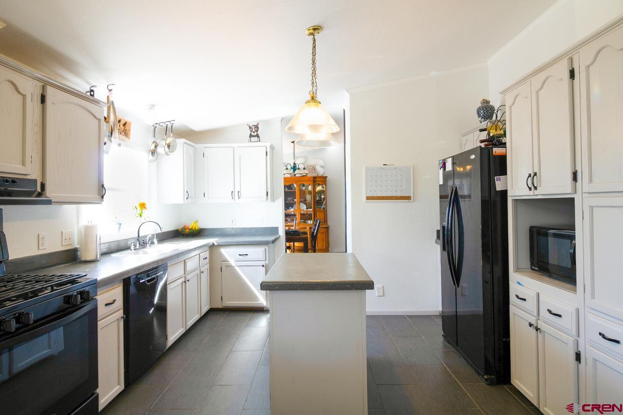 1359 Green Shadows Road Durango, CO 81303 - Photo 7 of 29 Gallery Image 7