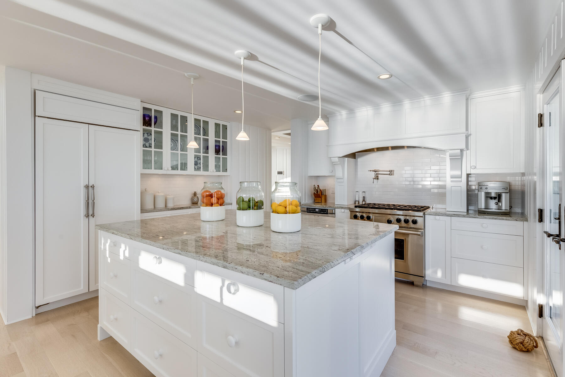 199 Daniels Island Road Mashpee, MA 02649 - Photo 12 of 42 Kitchen