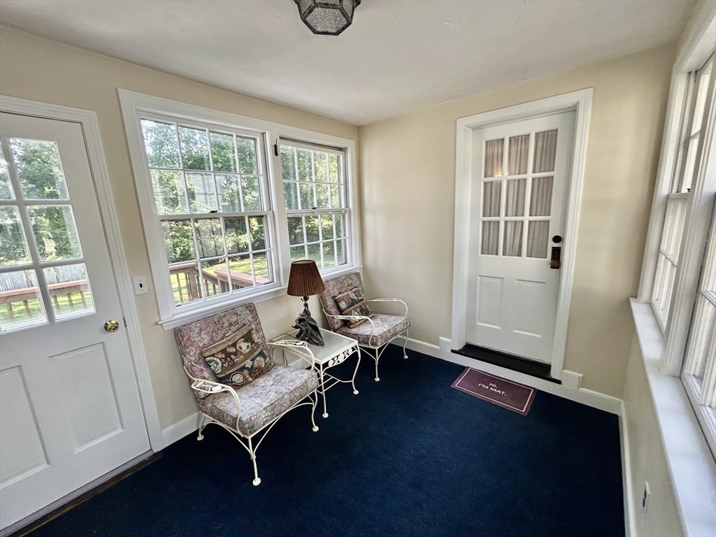 40 Grosvenor Road Needham, MA 02492 - Photo 18 of 24 Gallery Image 18