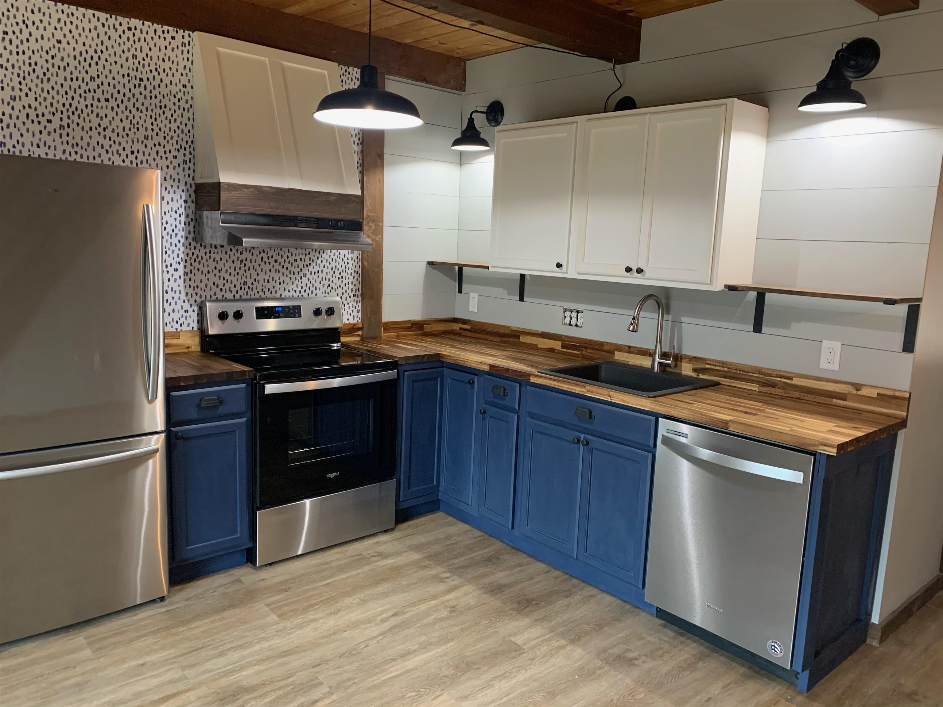 576 Francestown Road, Unit 4 Bennington, NH 03442 - Photo 1 of 7 Gallery Image 1