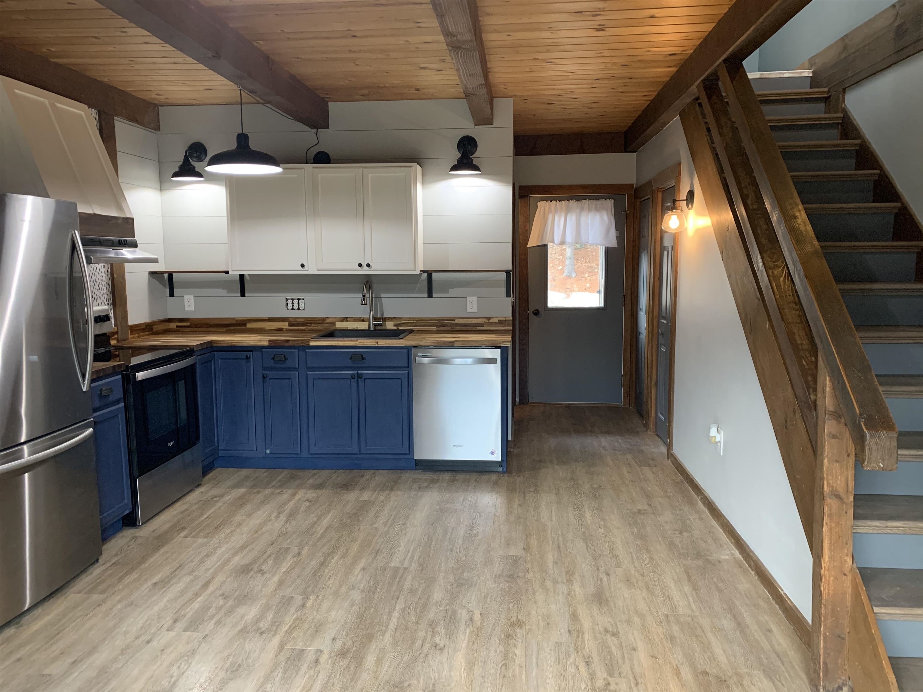 576 Francestown Road, Unit 4 Bennington, NH 03442 - Photo 3 of 7 Gallery Image 3