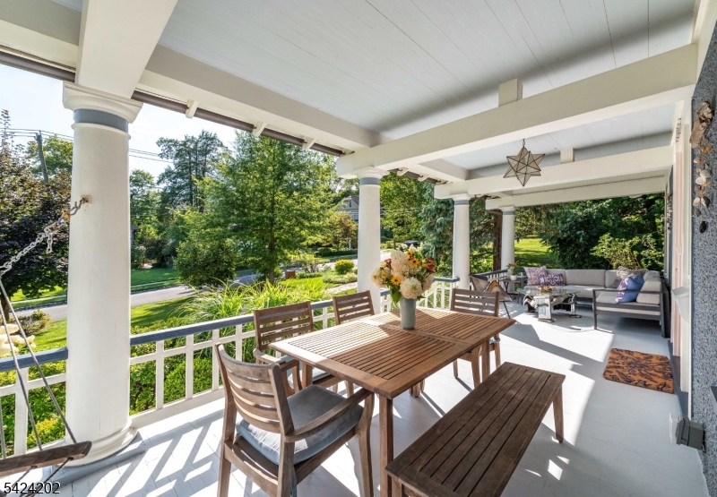 105 Durand Road Maplewood, NJ 07040 - Photo 3 of 50