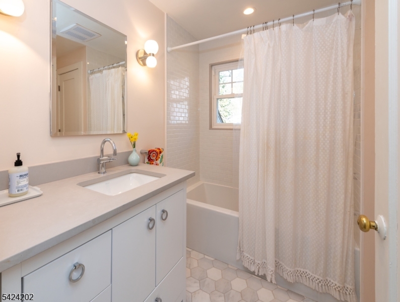 105 Durand Road Maplewood, NJ 07040 - Photo 38 of 50