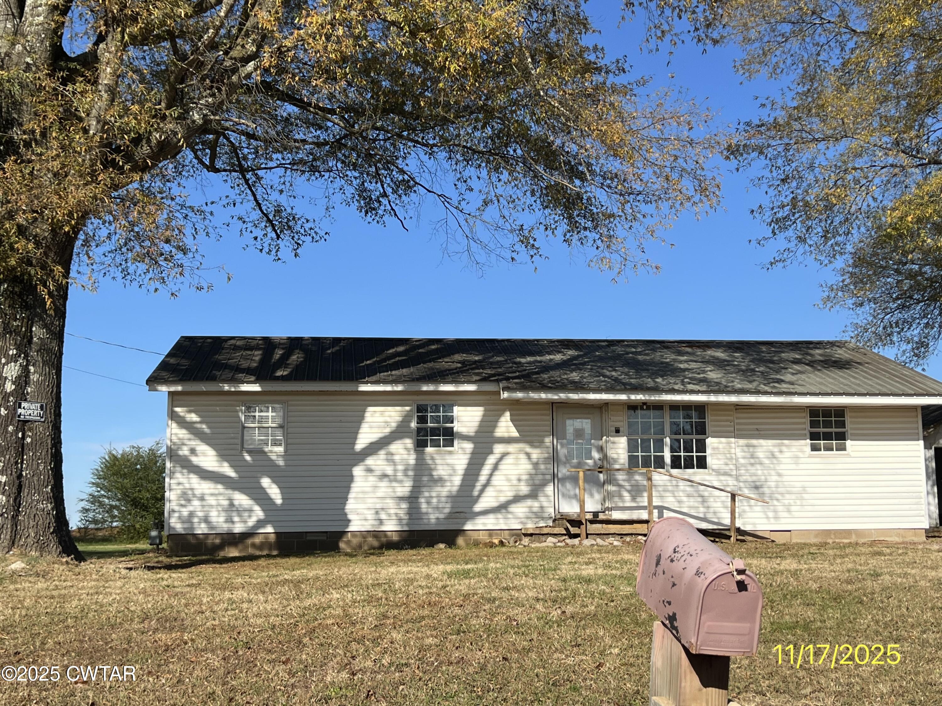 190 Old Stage Road Adamsville, TN 38310 - Photo 4 of 37 IMG_4667