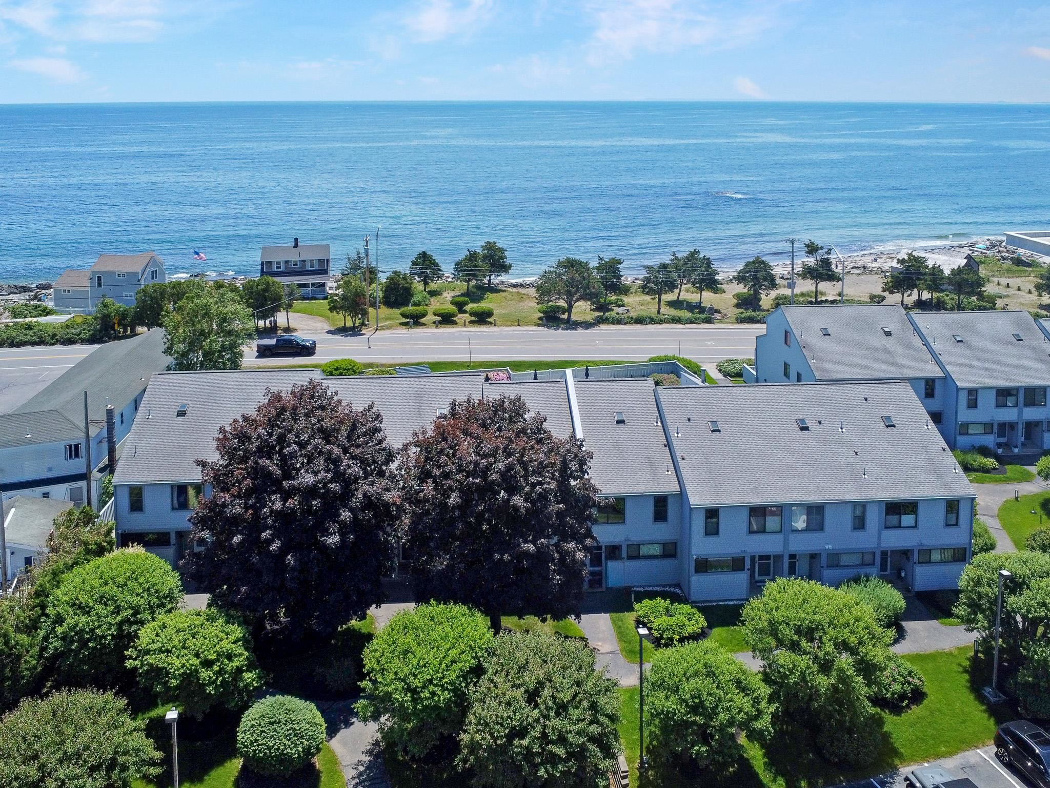 951 Ocean Boulevard, Unit 1 Hampton, NH 03842 - Photo 2 of 34