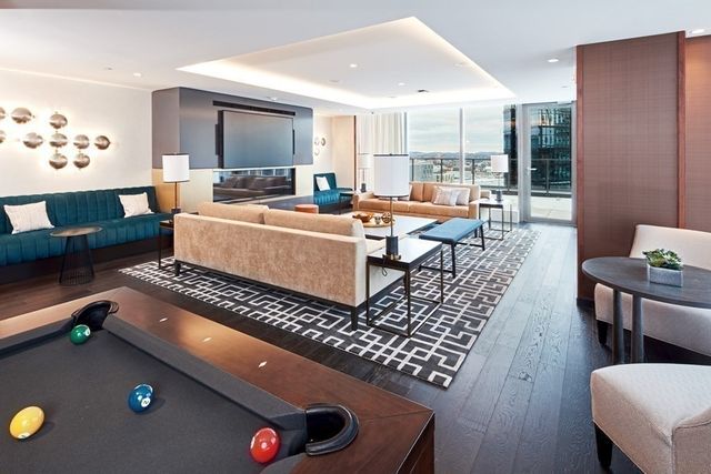 $1,180,000 | 133 Seaport Boulevard, Unit 1112, Boston, MA 02210