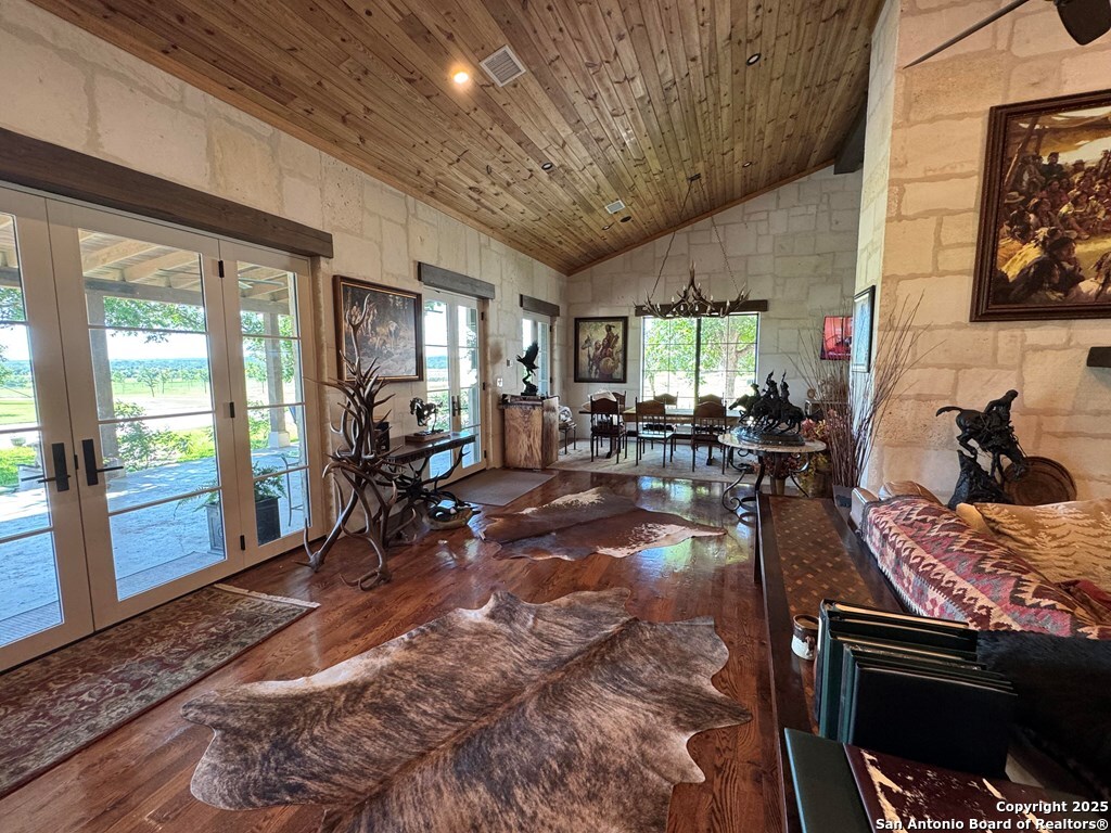 772 Luckenbach Road Fredericksburg, TX 78624 - Photo 26 of 86