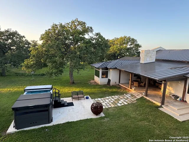 $2,995,000 | 772 Luckenbach Road, Fredericksburg, TX 78624