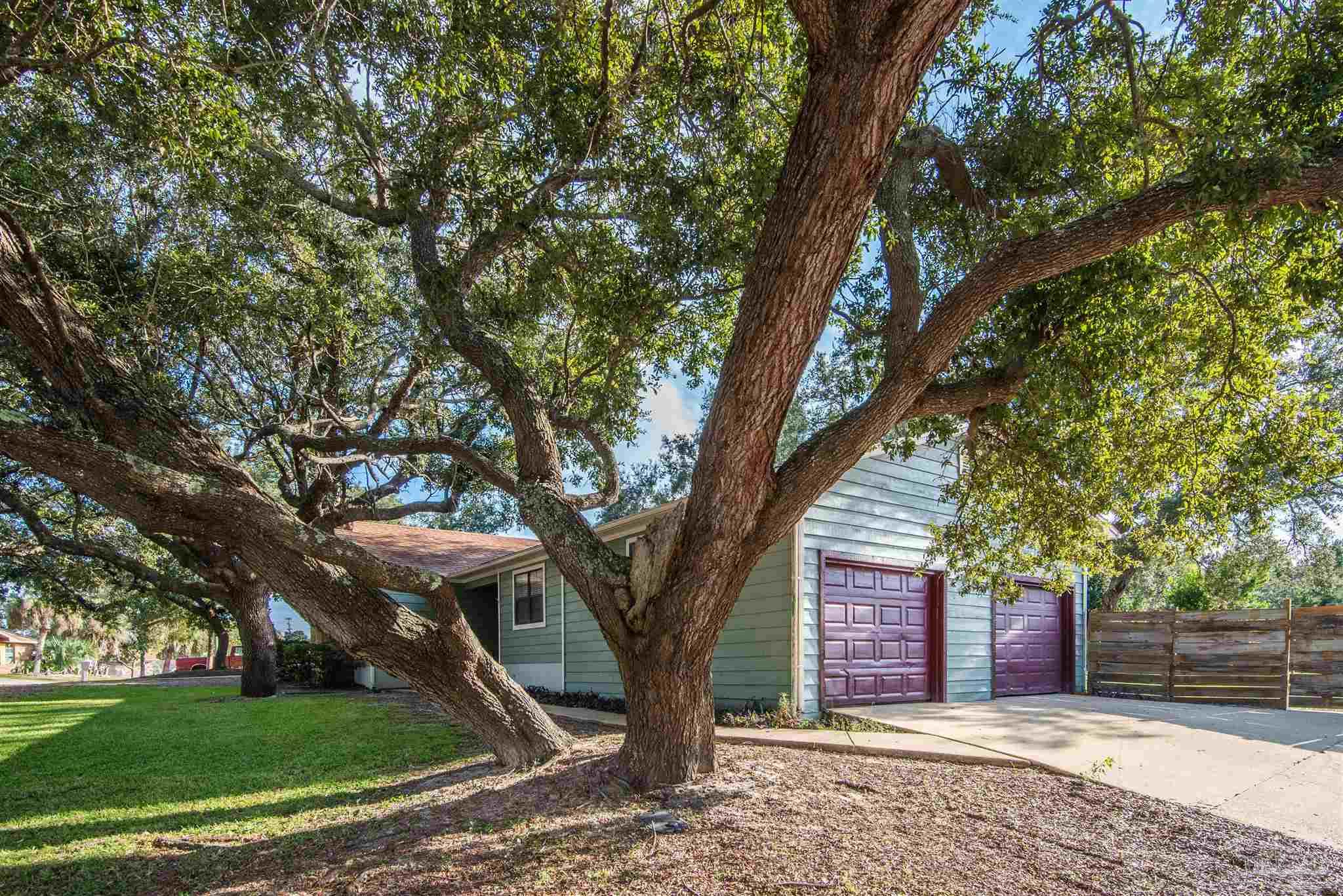 2947 Ranchette Square Gulf Breeze, FL 32563 - Photo 2 of 46 Gallery Image 2