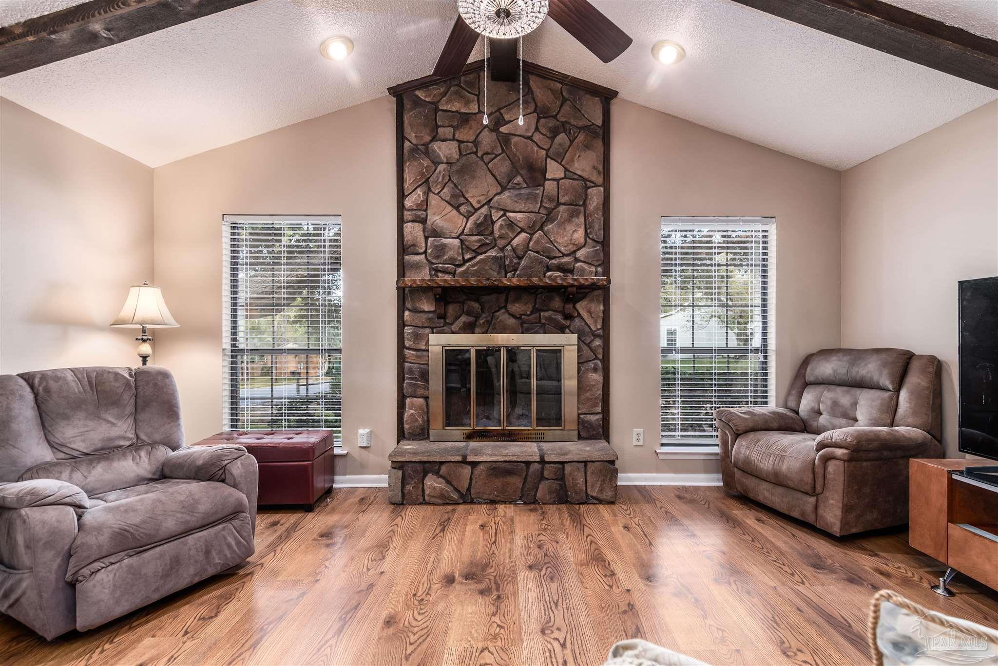 2947 Ranchette Square Gulf Breeze, FL 32563 - Photo 14 of 46 Gallery Image 14
