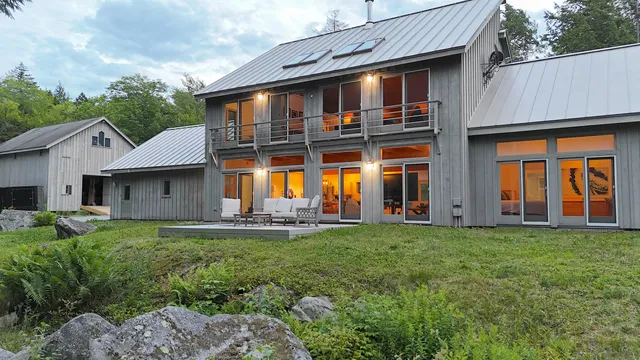 $2,750,000 | 194 Branchview Drive, Ellsworth, ME 04605