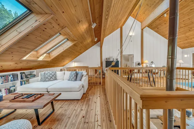 $2,750,000 | 194 Branchview Drive, Ellsworth, ME 04605