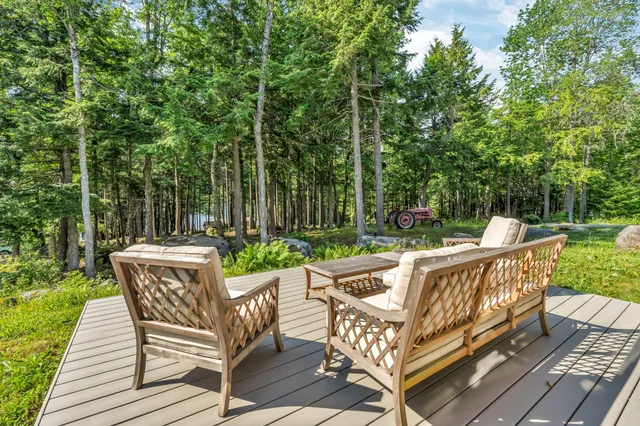 $2,750,000 | 194 Branchview Drive, Ellsworth, ME 04605