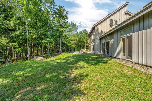 $2,750,000 | 194 Branchview Drive, Ellsworth, ME 04605