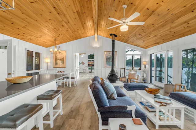 $2,750,000 | 194 Branchview Drive, Ellsworth, ME 04605