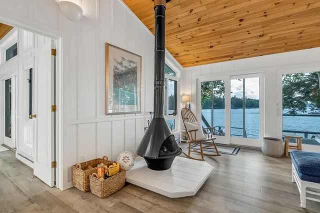 $2,750,000 | 194 Branchview Drive, Ellsworth, ME 04605
