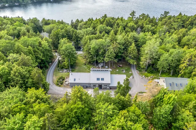 $2,750,000 | 194 Branchview Drive, Ellsworth, ME 04605
