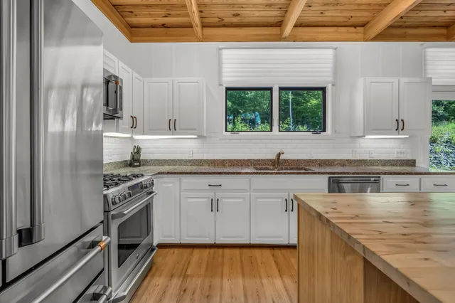 $2,750,000 | 194 Branchview Drive, Ellsworth, ME 04605