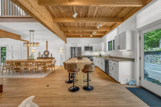 $2,750,000 | 194 Branchview Drive, Ellsworth, ME 04605